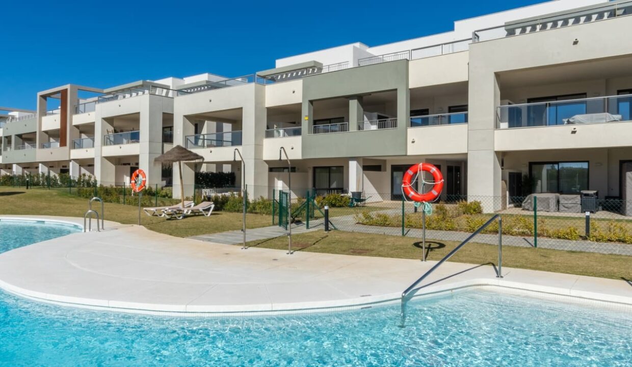 A7.1_Solemar_apartments_Casares_Swimming-pool_Abril-25